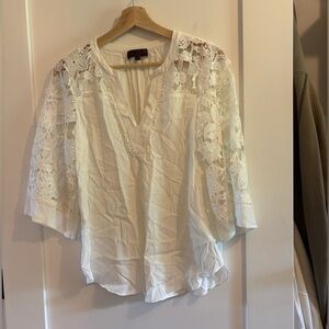 Hale Bob White Lace Sleeved Tunic size Small